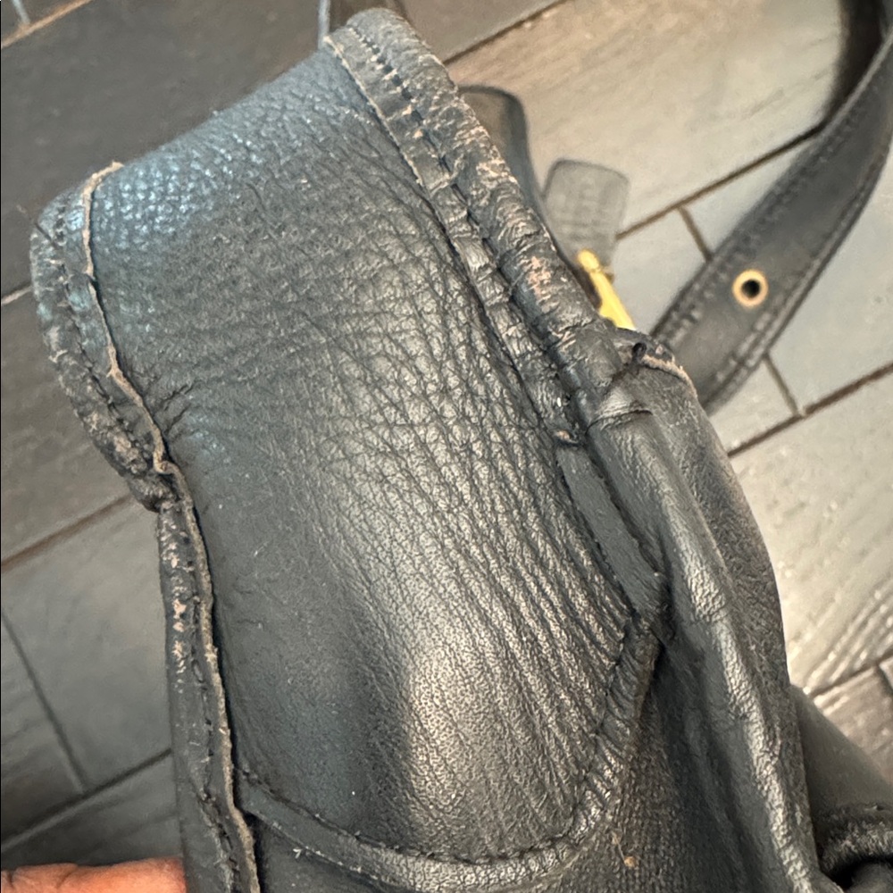 Vintage Coach Taft 9980 Black Leather Shoulder Bag - Picture 13 of 16